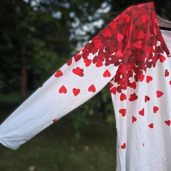 Women's Plus Size 3X Top Shirt with Hearts long sleeves Valentine's Day! - Picture 3 of 5